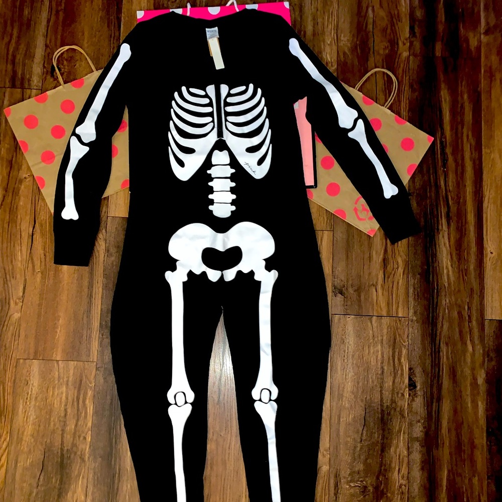 NEW VS PINK Size XL 2022 Halloween Skeleton Onesie.